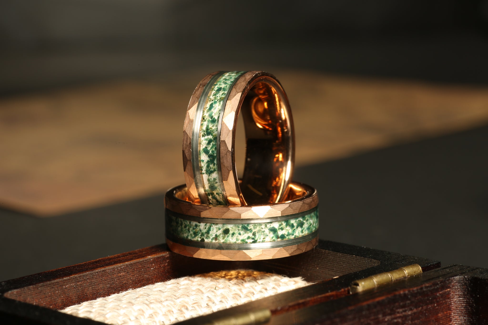 Hammered Moss Agate Wedding Band for Men | 8mm Rose Gold Tungsten Ring