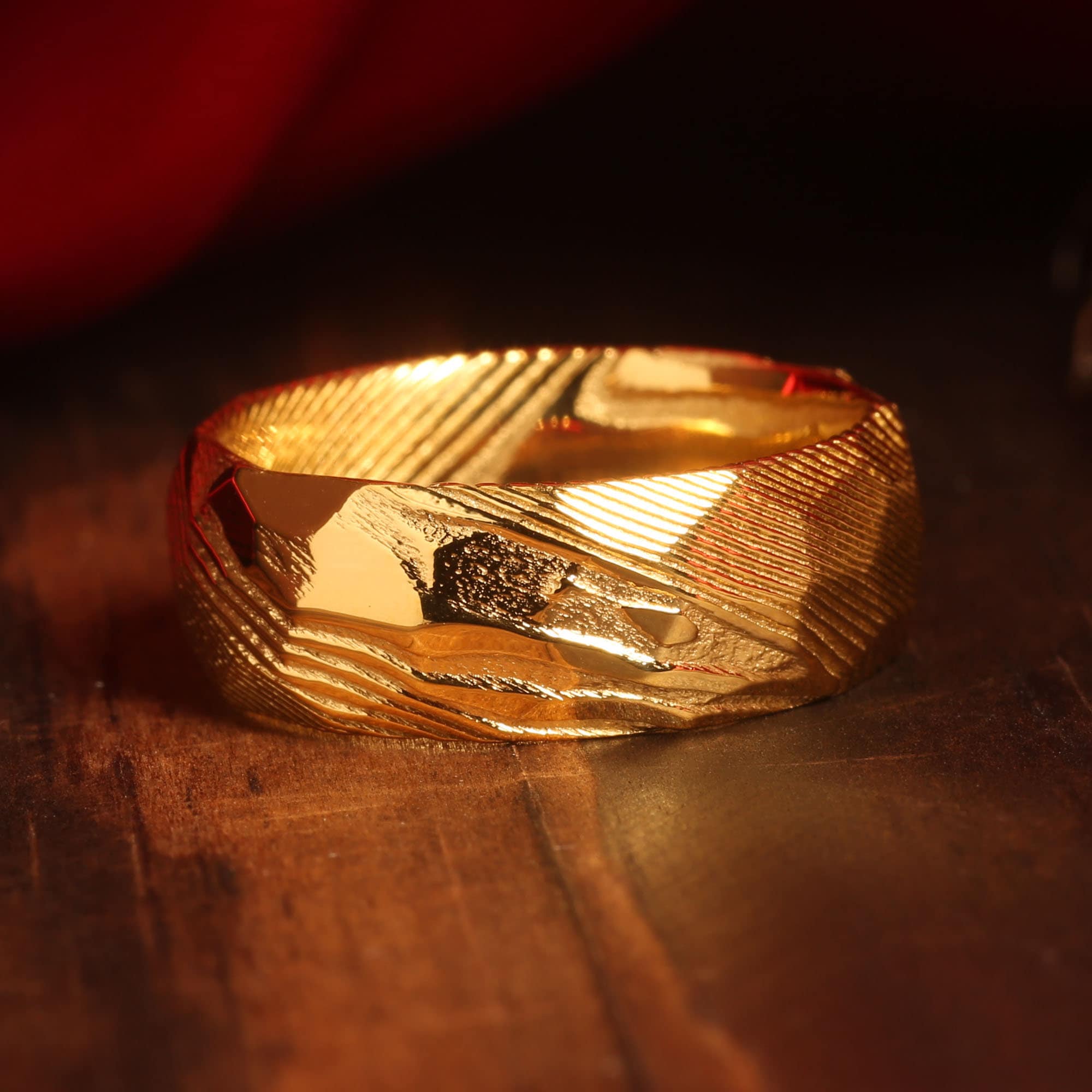 Yellow Gold Damascus Steel Wedding Band for Men | 8mm Ring