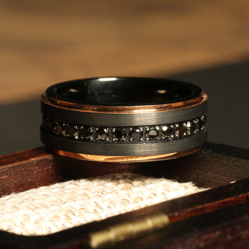 Black zircon wedding ring for men with rose gold detail