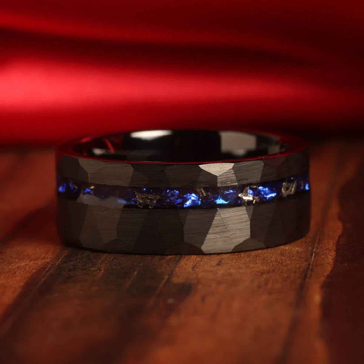 Faceted meteorite sapphire ring for men with hammered finish