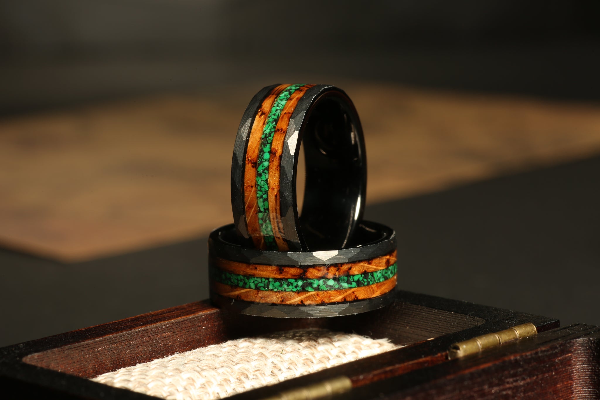 Malachite Whiskey Barrel Wedding Band for Men | 8mm Black Hammered Tungsten Ring