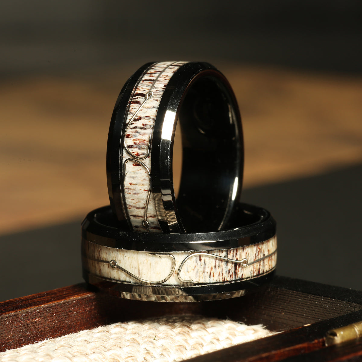 Men’s fishing hook antler black tungsten band with outdoor detail