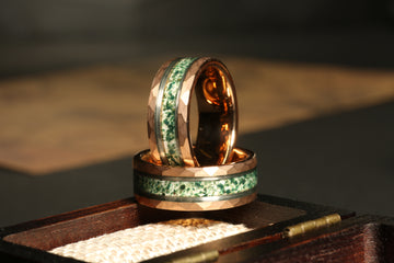 Hammered Moss Agate Wedding Band for Men | 8mm Rose Gold Tungsten Ring 1