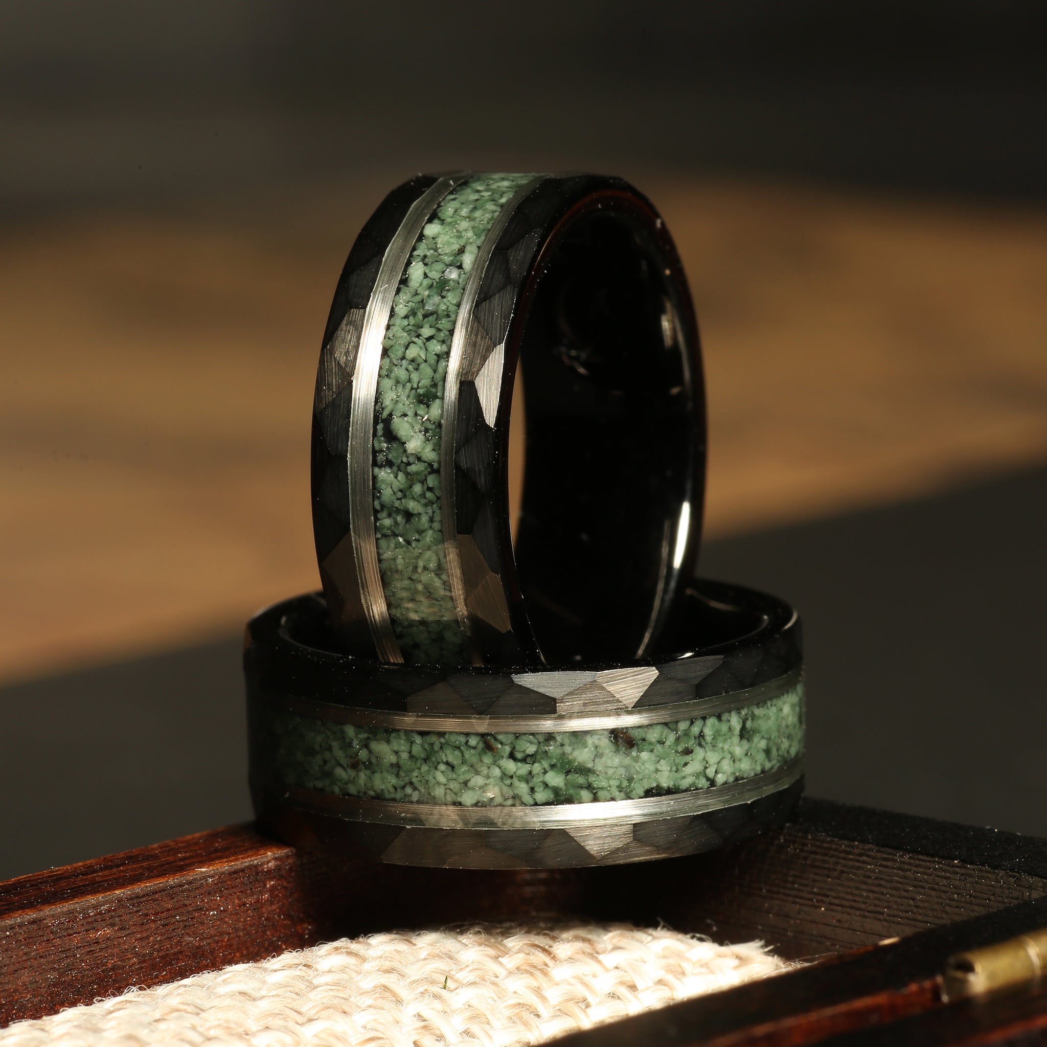 Moss Agate Silver Strip Wedding Band for Men | 8mm Black Hammered Tungsten Ring