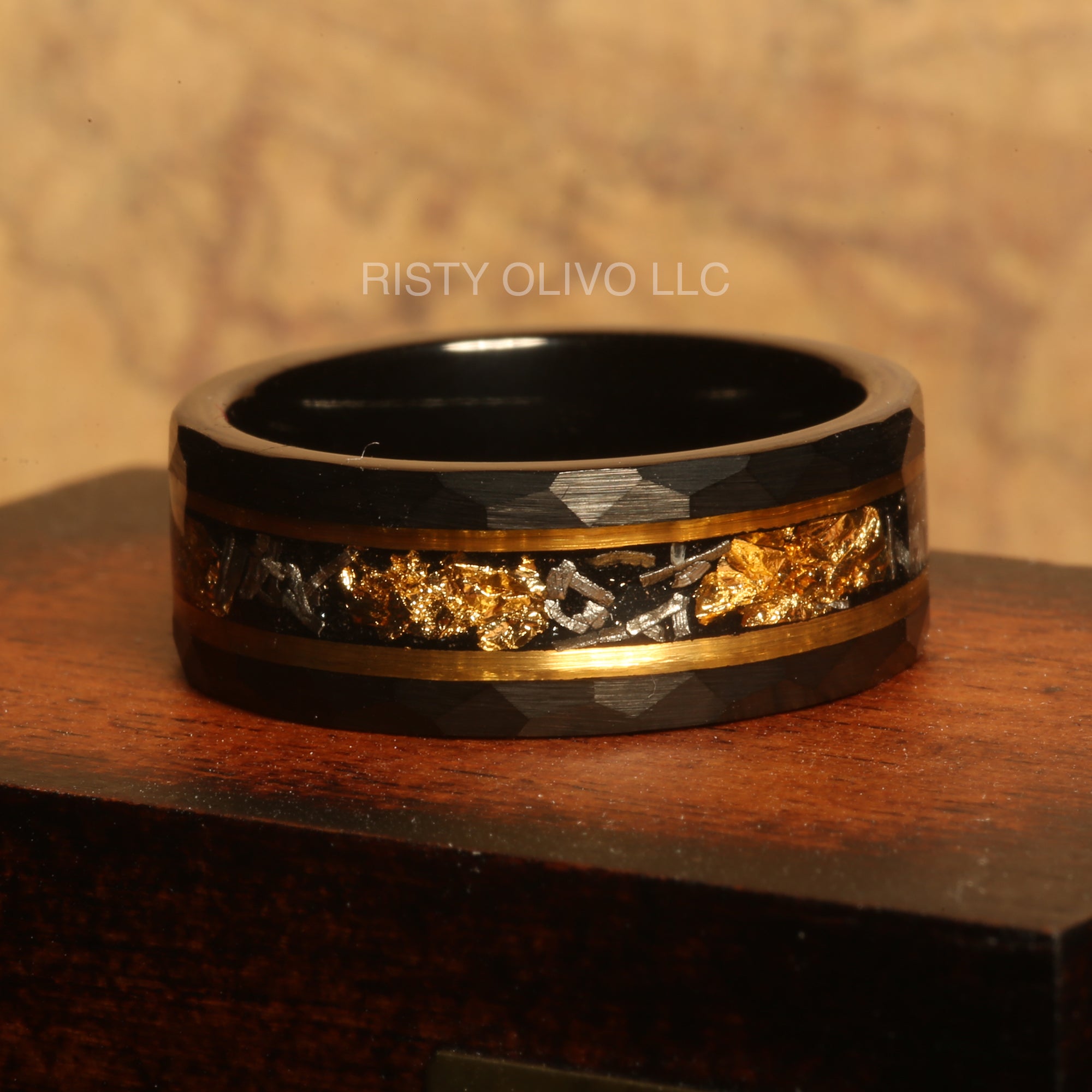 Meteorite Gold Leaf Wedding Band for Men | 8mm Black Tungsten Ring