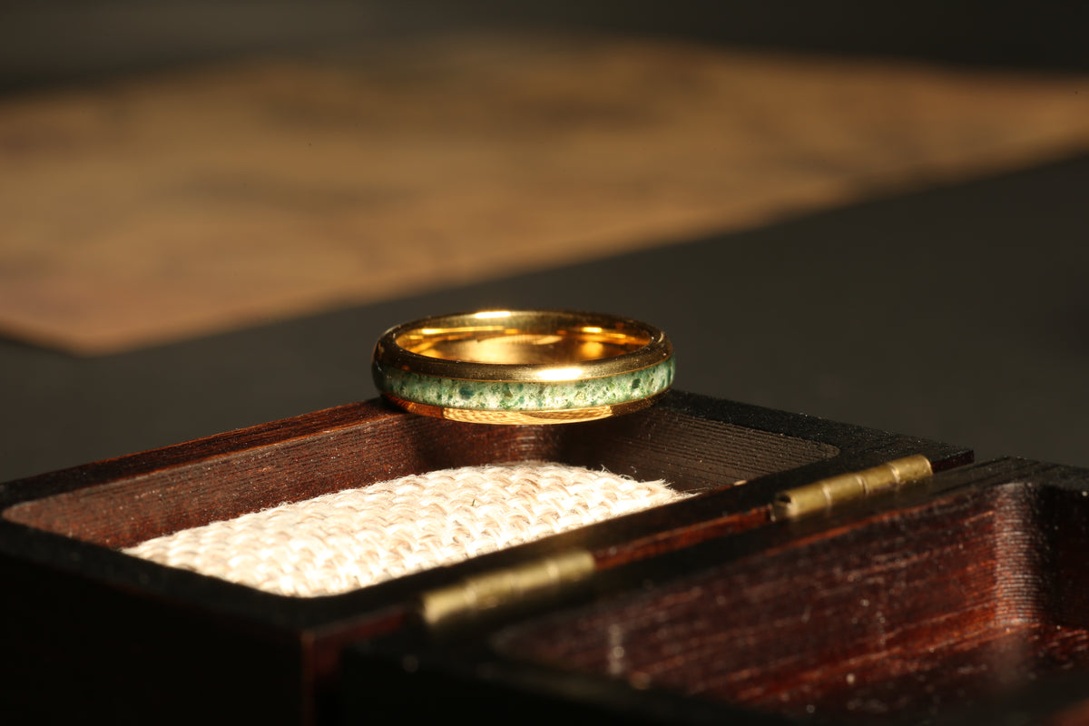 Moss agate ring for women with yellow gold tungsten