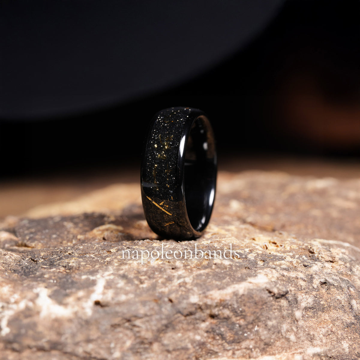 Polished black meteorite sandstone ring for men with yellow gold accent