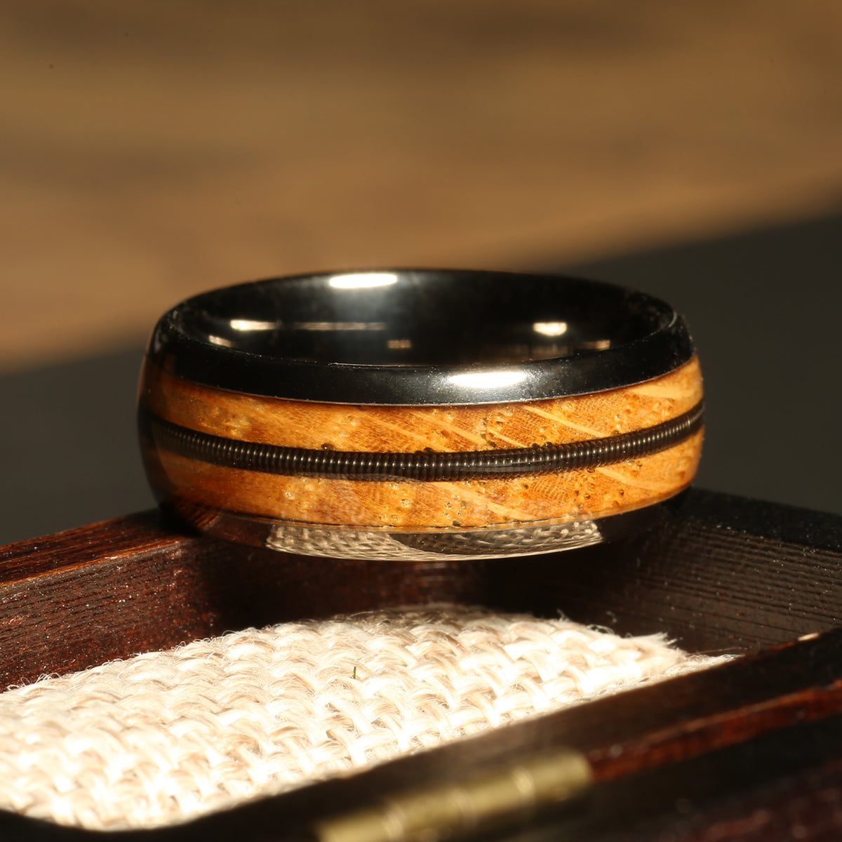 Silver whiskey barrel guitar string ring for men with tungsten