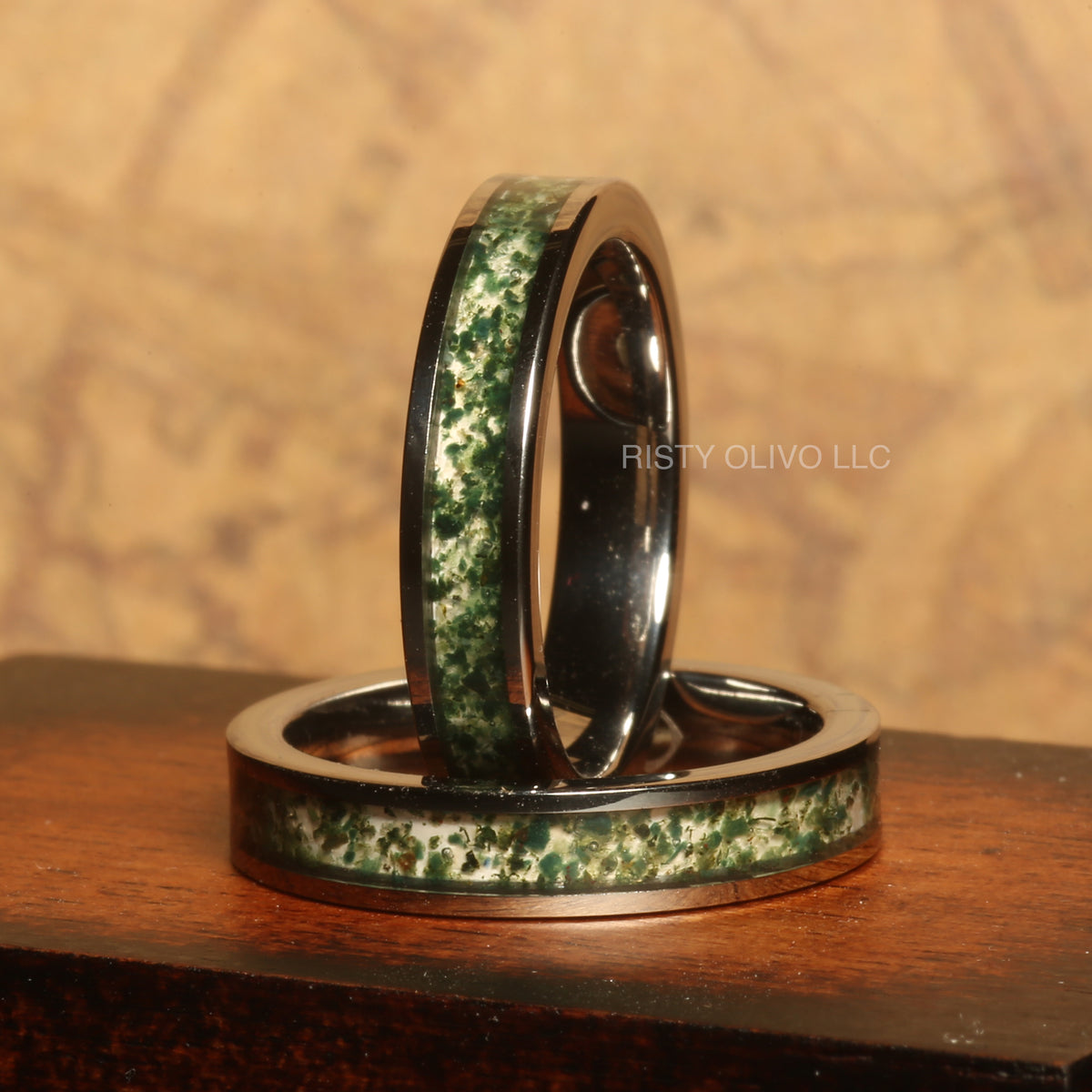 Women’s silver moss agate wedding band with tungsten