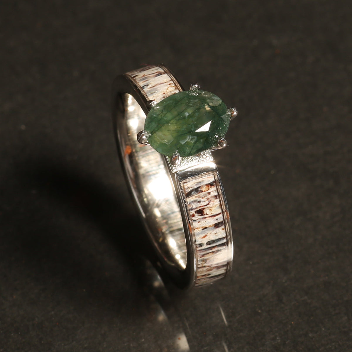 Women’s sterling silver ring with moss agate and deer antler